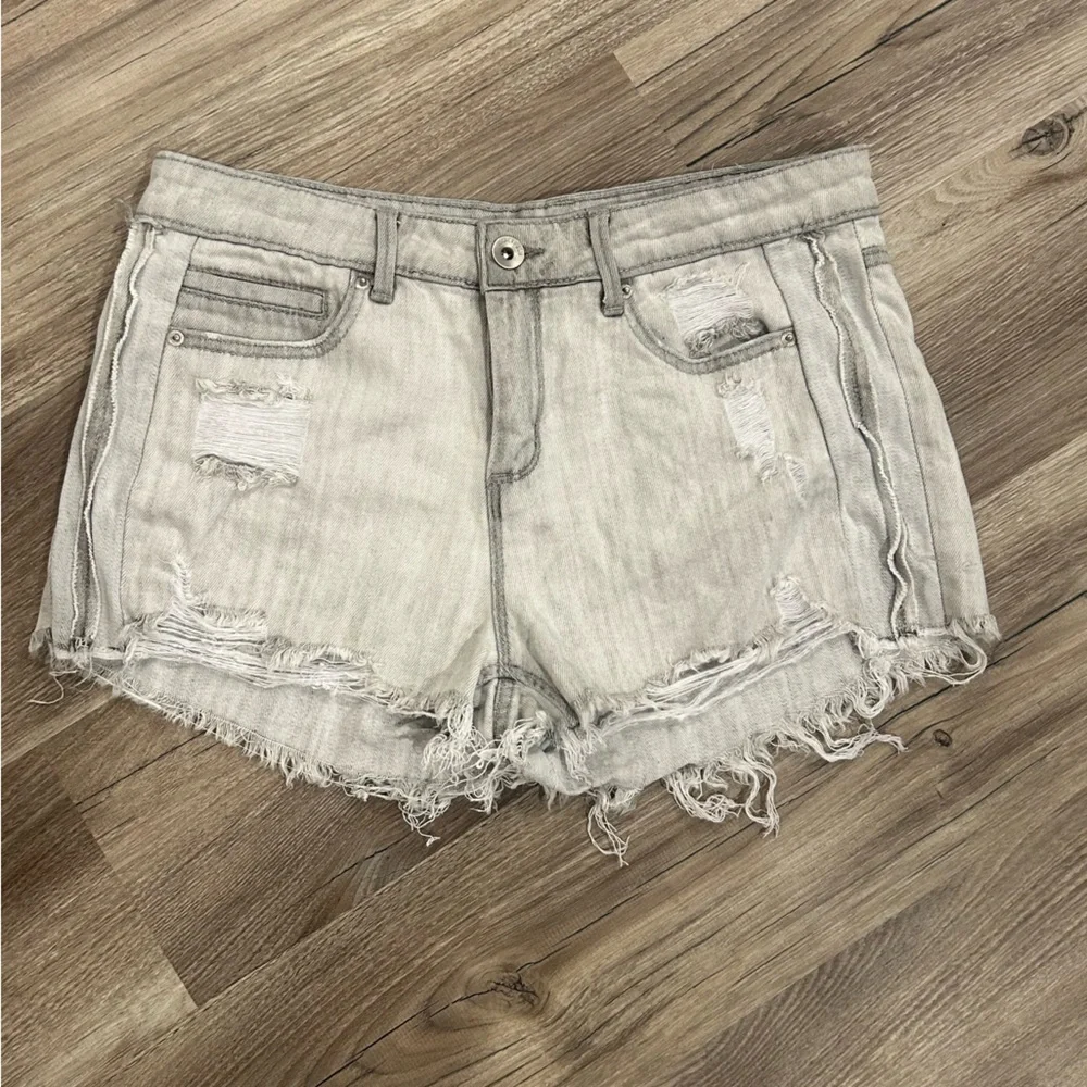 Tractr Blu- Gray Jean Shorts Distressed Casual Style - Picture 1 of 4